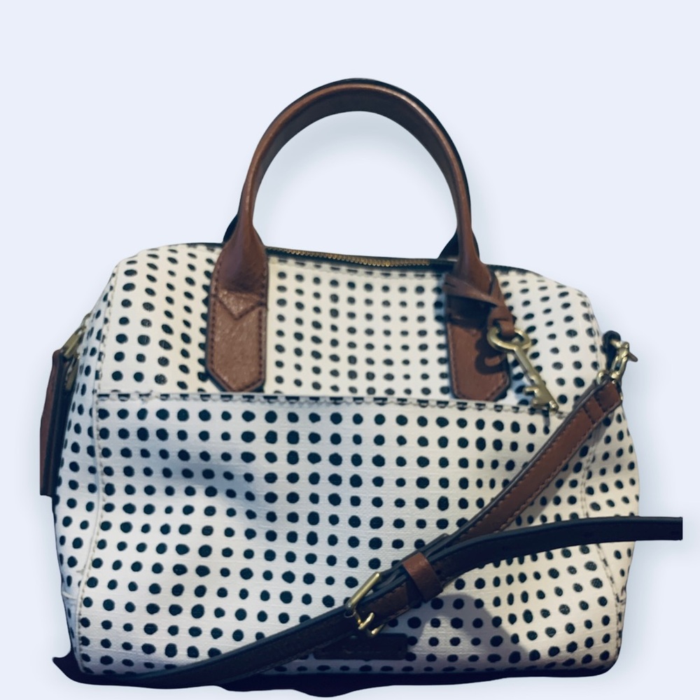 Detachable cross body straps .Fossil purse. - Picture 2 of 3